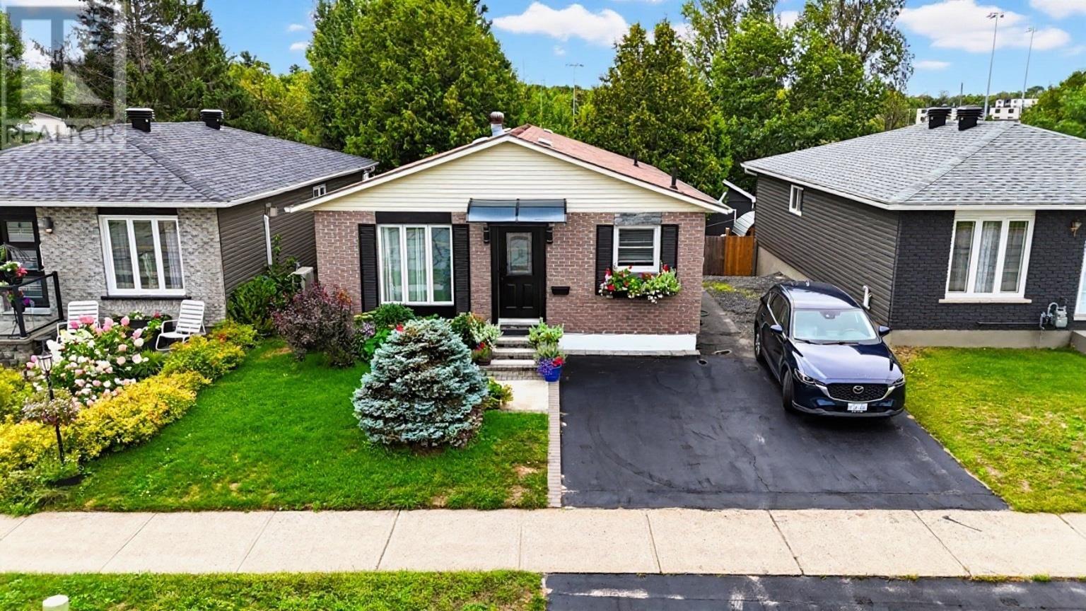 23-pearson-drive-elliot-lake-ontario-sm262407