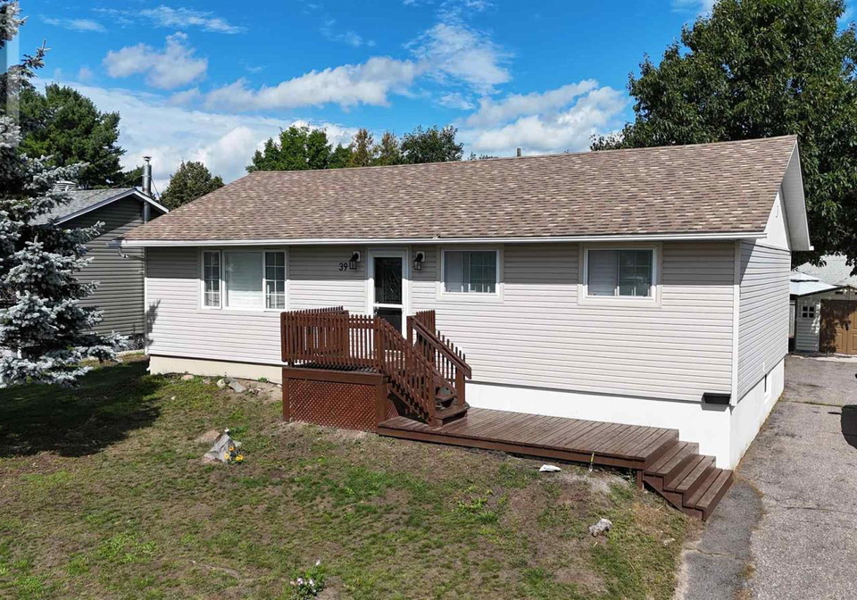 39-blackwell-road-elliot-lake-ontario-sm262424