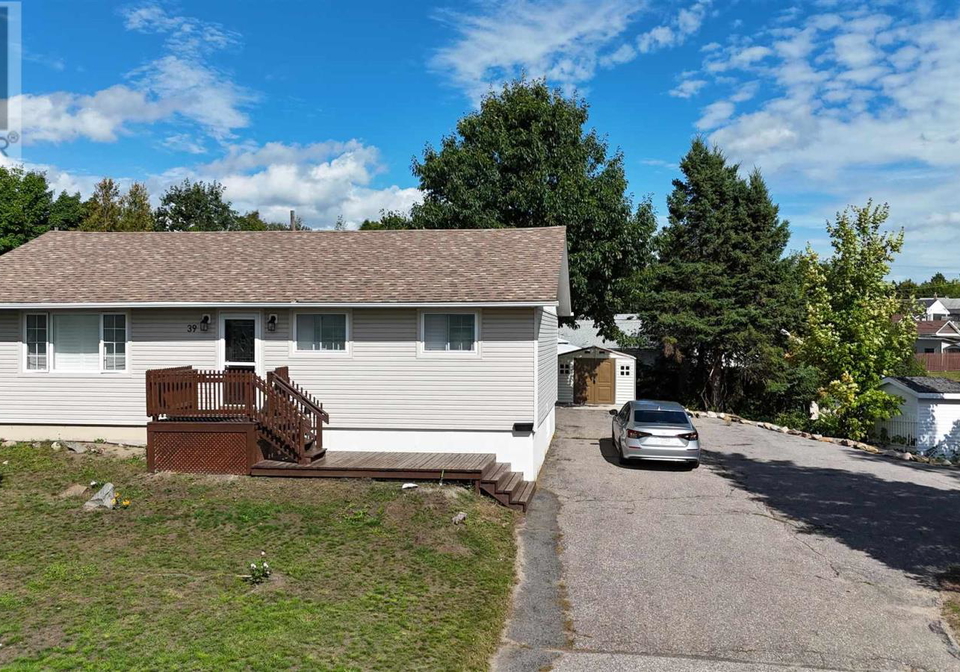 39-blackwell-road-elliot-lake-ontario-sm262424