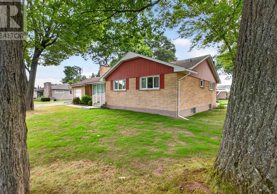 6-pinemore-boulevard-sault-ste-marie-ontario-sm262452