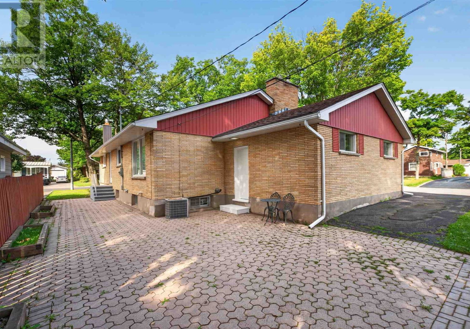 6-pinemore-boulevard-sault-ste-marie-ontario-sm262452