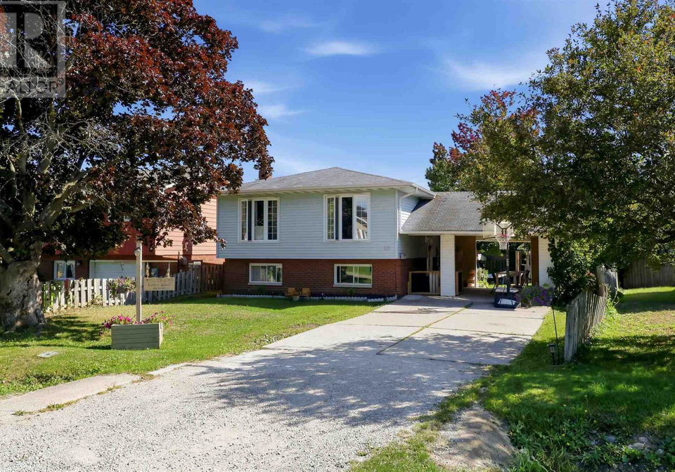 15-sutton-place-sault-ste-marie-ontario-sm262511