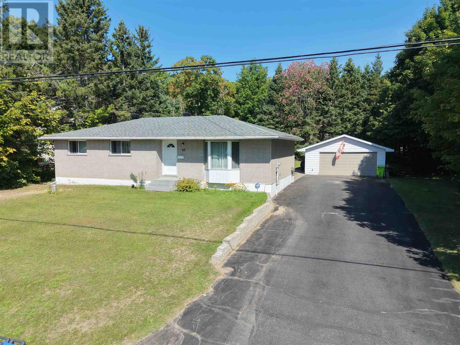 30-foothill-road-sault-ste-marie-ontario-sm262524