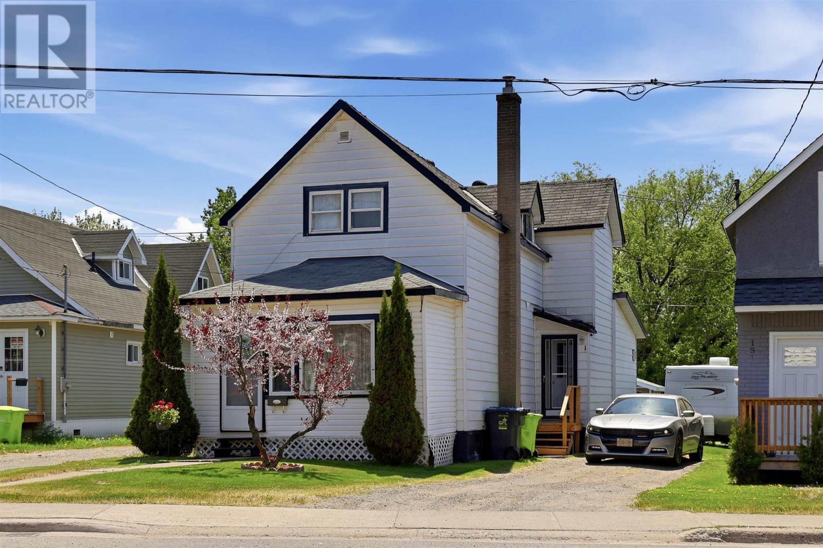 133-grosvenor-avenue-sault-ste-marie-ontario-sm262544
