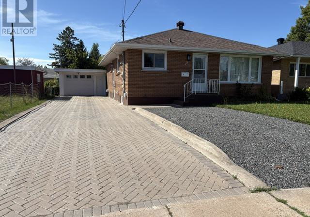 15-kitchener-road-sault-ste-marie-ontario-sm262557