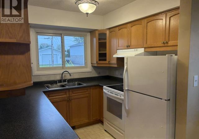 15-kitchener-road-sault-ste-marie-ontario-sm262557