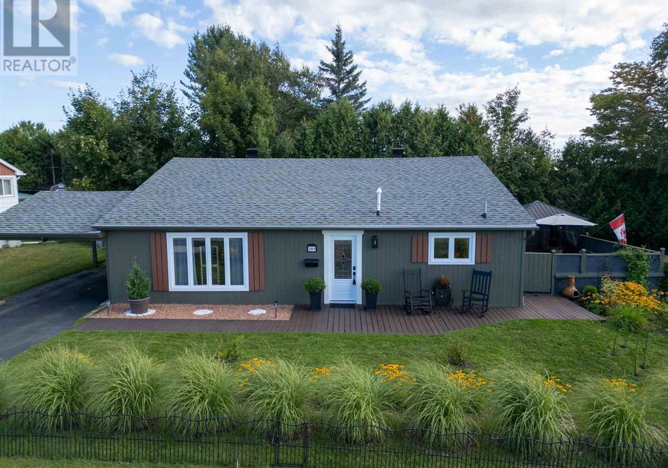 205-hillside-drive-s-elliot-lake-ontario-sm262567