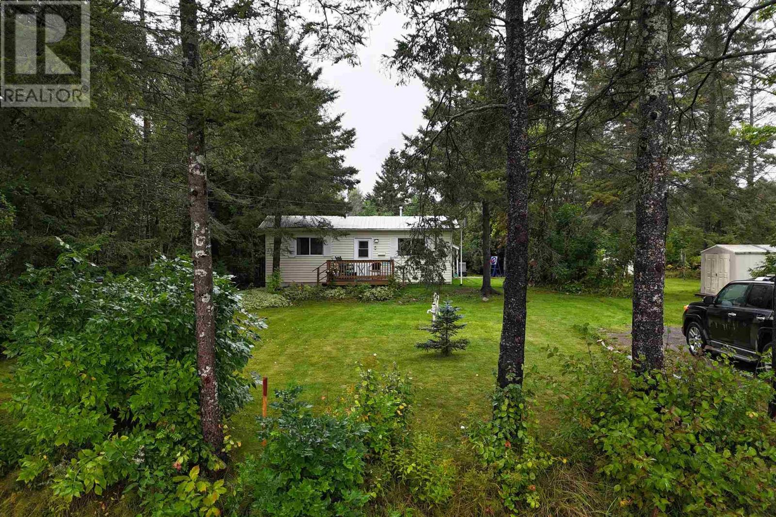 5-pilgrim-street-bruce-mines-ontario-sm262600