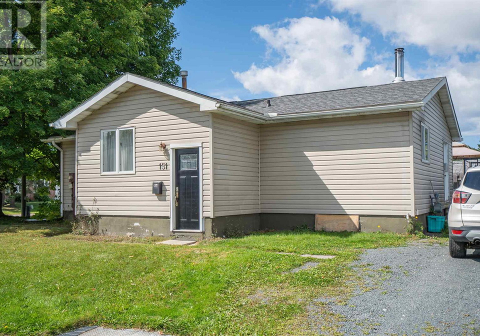 151-chicora-crescent-sault-ste-marie-ontario-sm262605