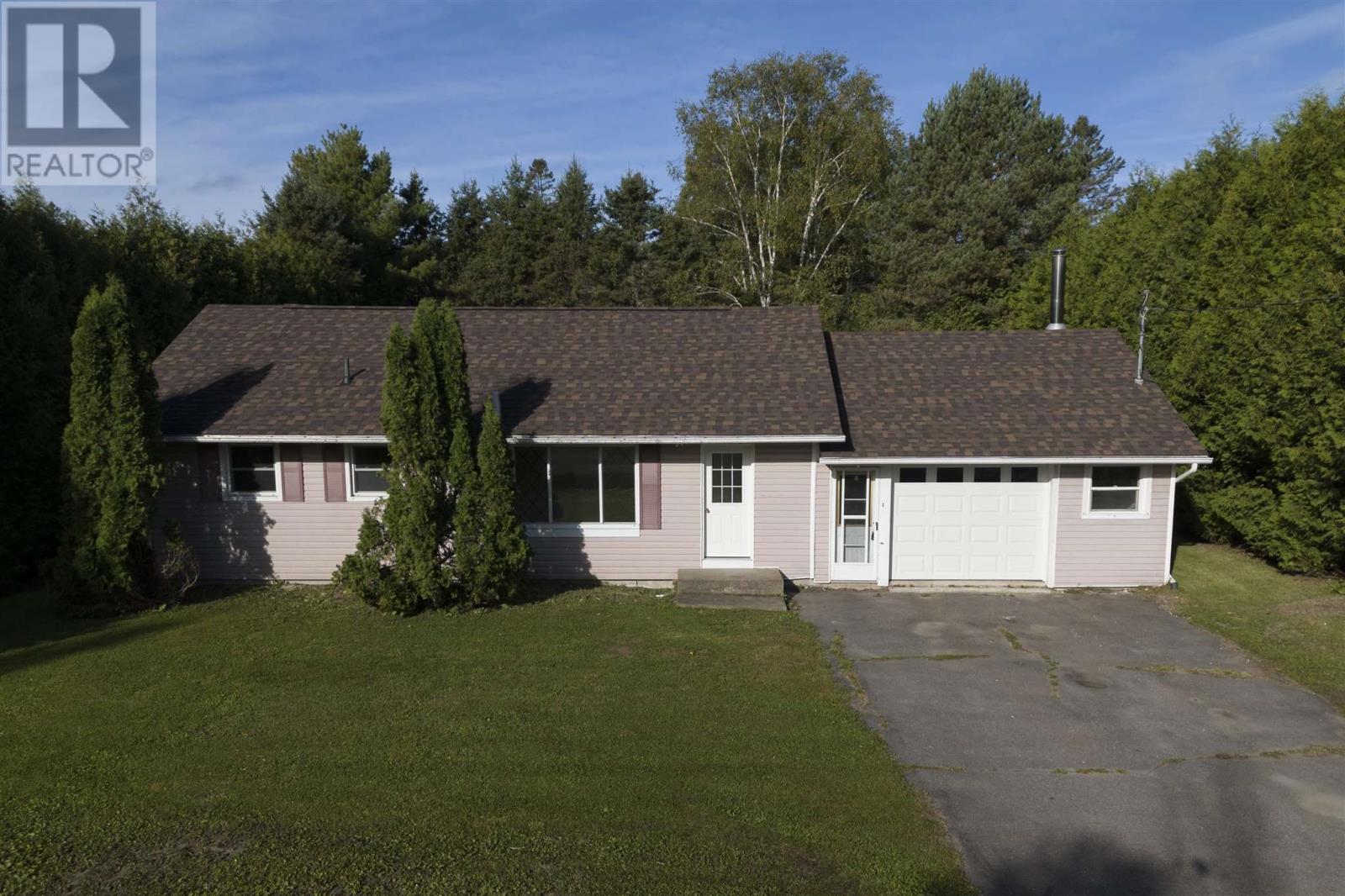 17-prout-street-bruce-mines-ontario-sm262613