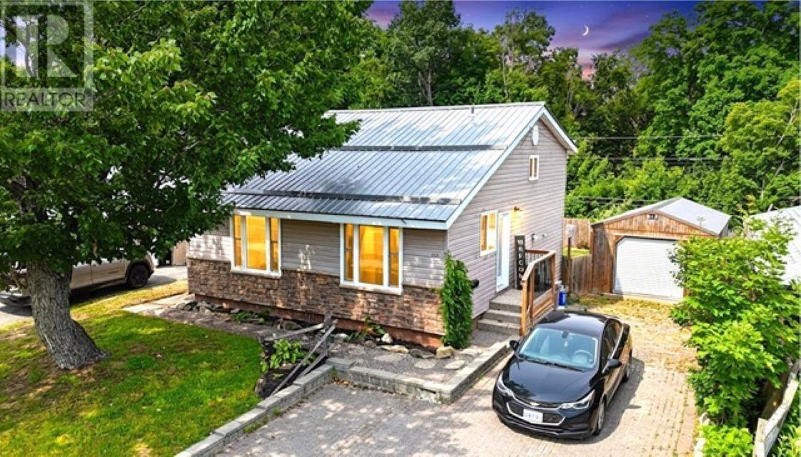177-axmith-avenue-elliot-lake-ontario-sm262653