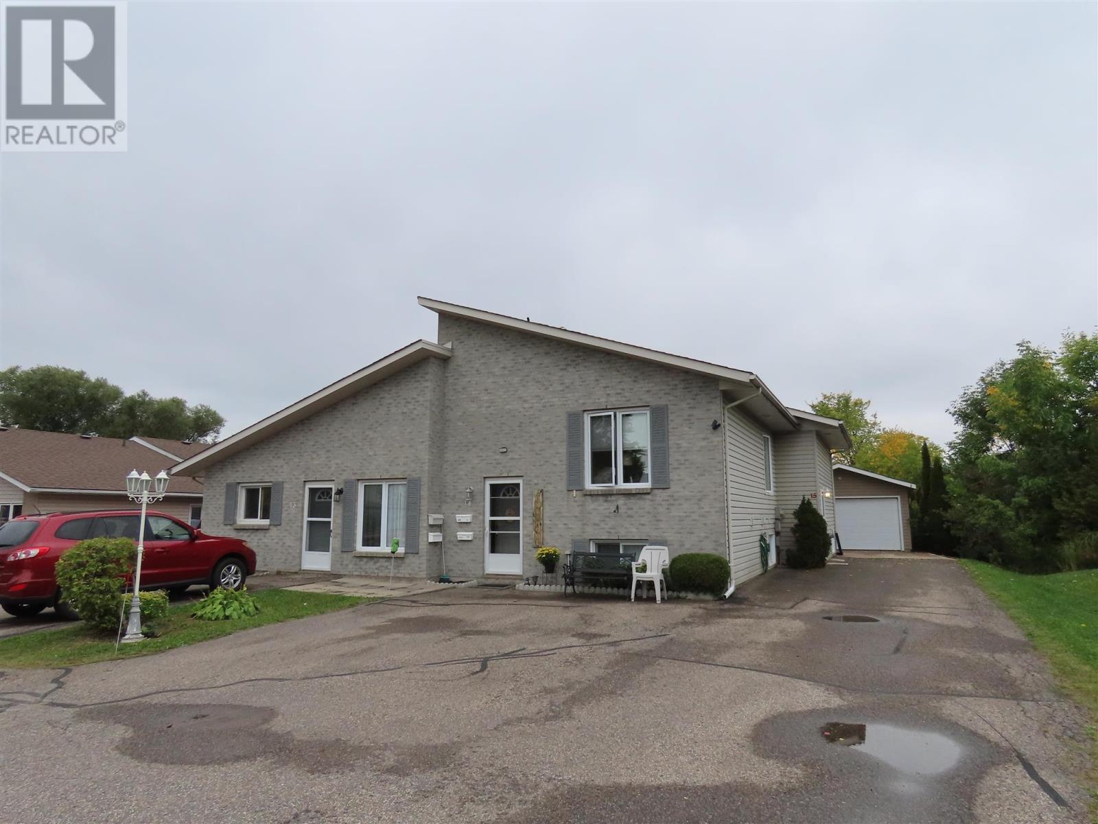 3-elmwood-avenue-sault-ste-marie-ontario-sm262723