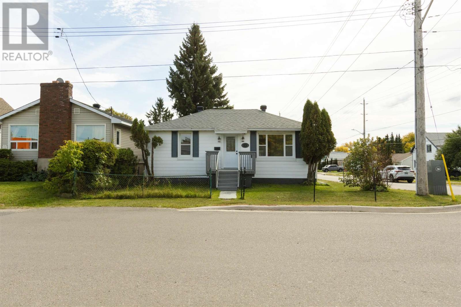 13-stevens-street-sault-ste-marie-ontario-sm262736