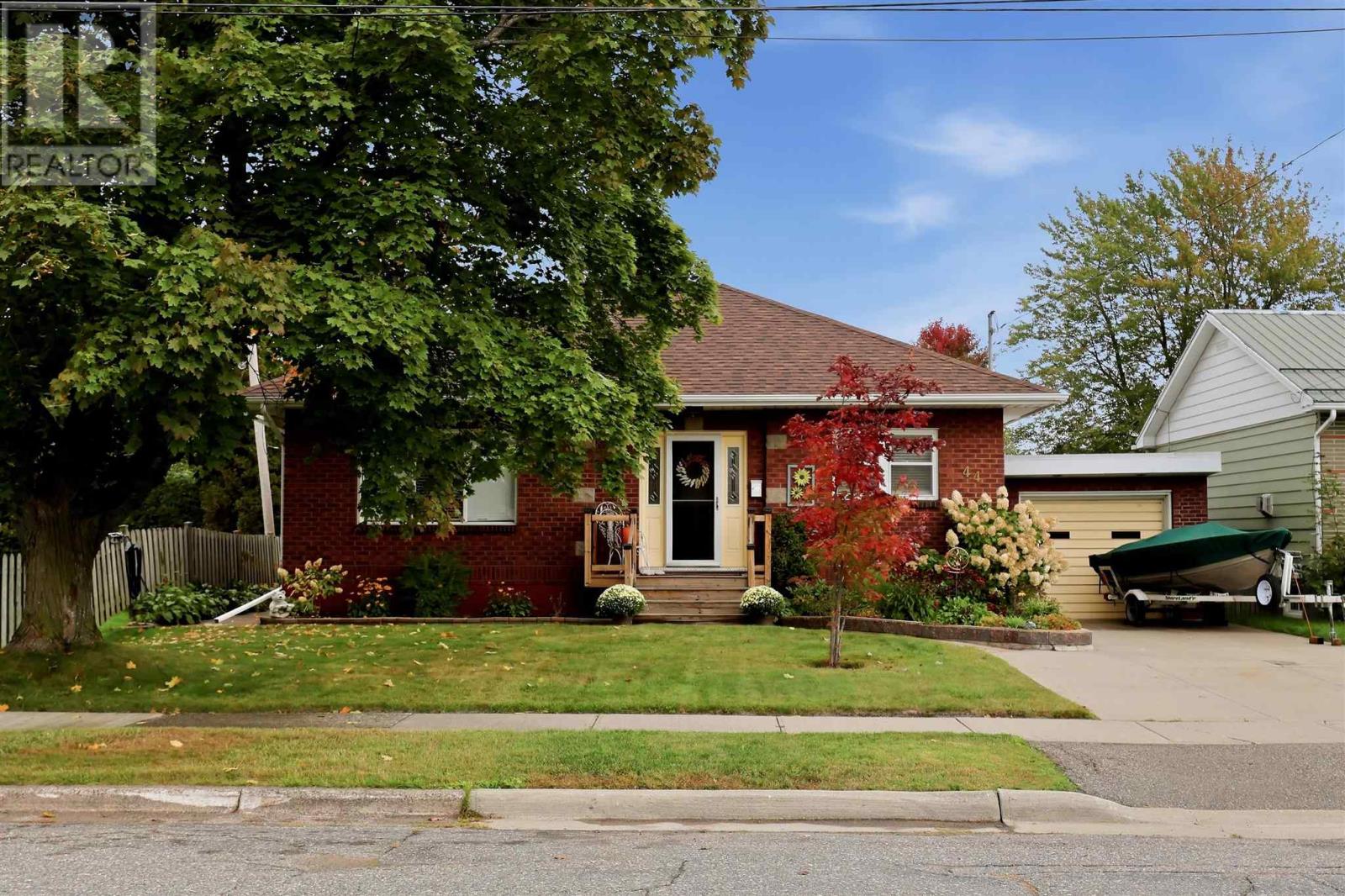 44-mccrea-street-sault-ste-marie-ontario-sm262758