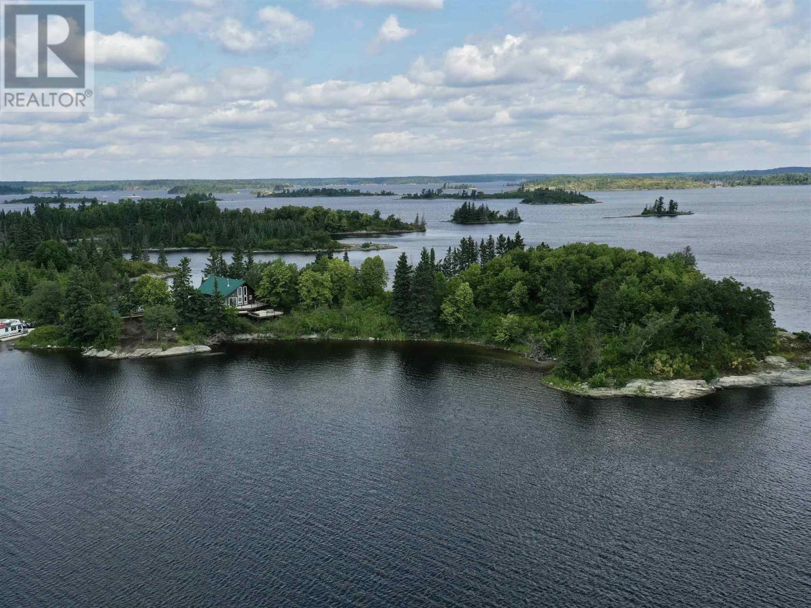 private-island-lake-of-the-woods-kenora-ontario-tb250133