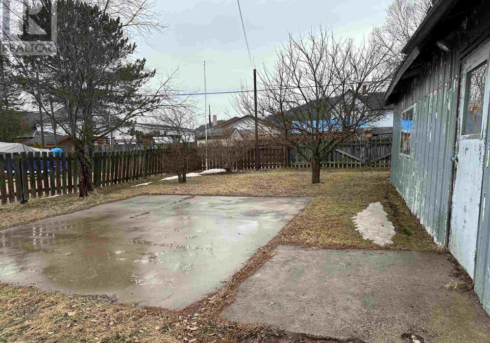 105-columbia-st-schreiber-ontario-tb250904