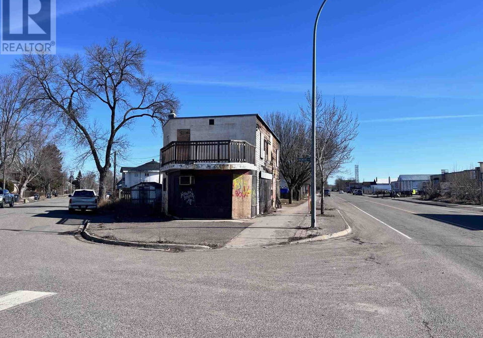 593-syndicate-avenue-s-thunder-bay-ontario-tb251022