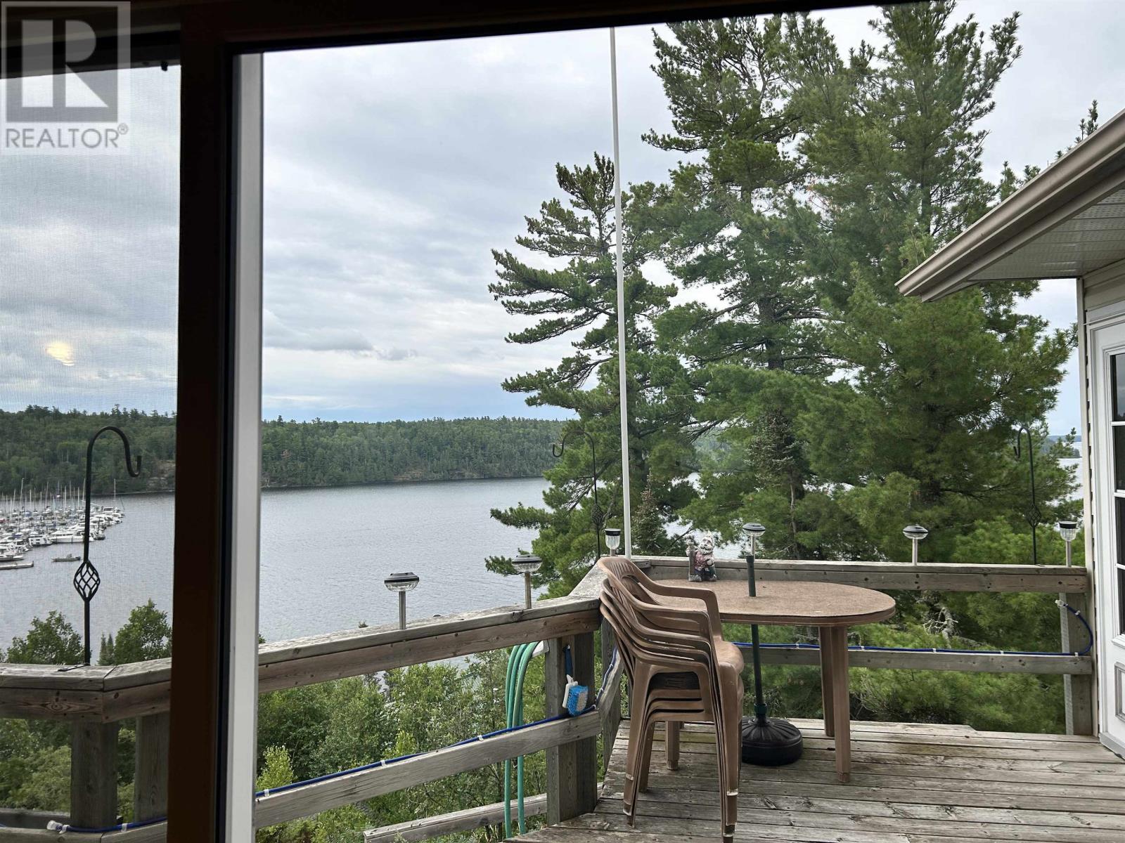 44-bigstone-bay-lodge-kirkup-township-ontario-tb252384