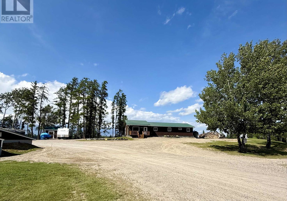 1216-hwy-584-geraldton-ontario-tb252596