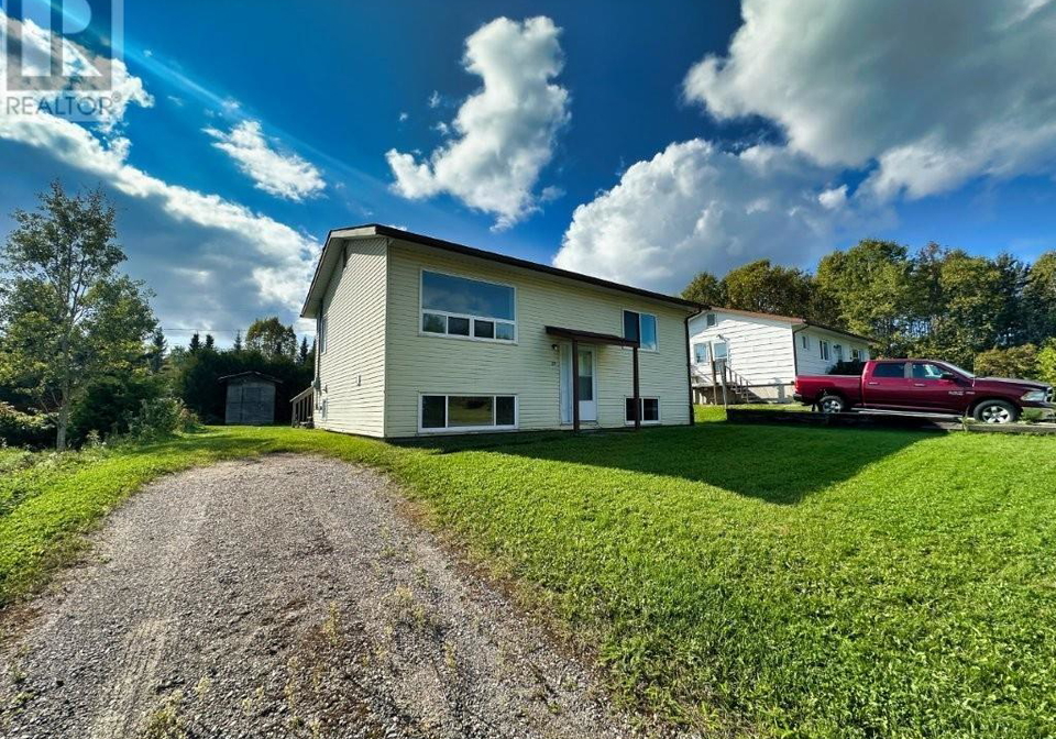 29-parkway-place-terrace-bay-ontario-tb253205