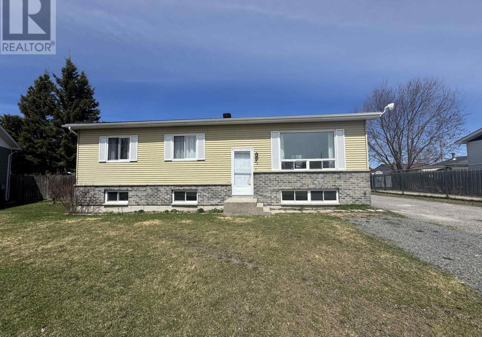 25-brooks-street-manitouwadge-ontario-tb253346