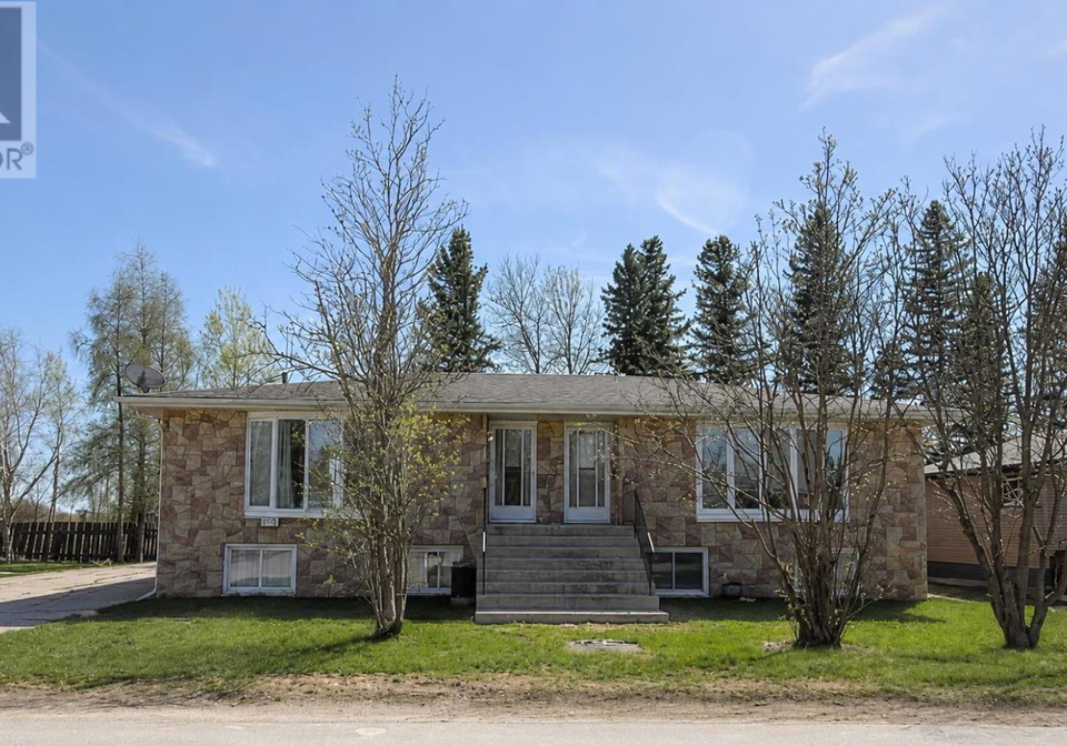 113-cedar-crescent-longlac-ontario-tb253502
