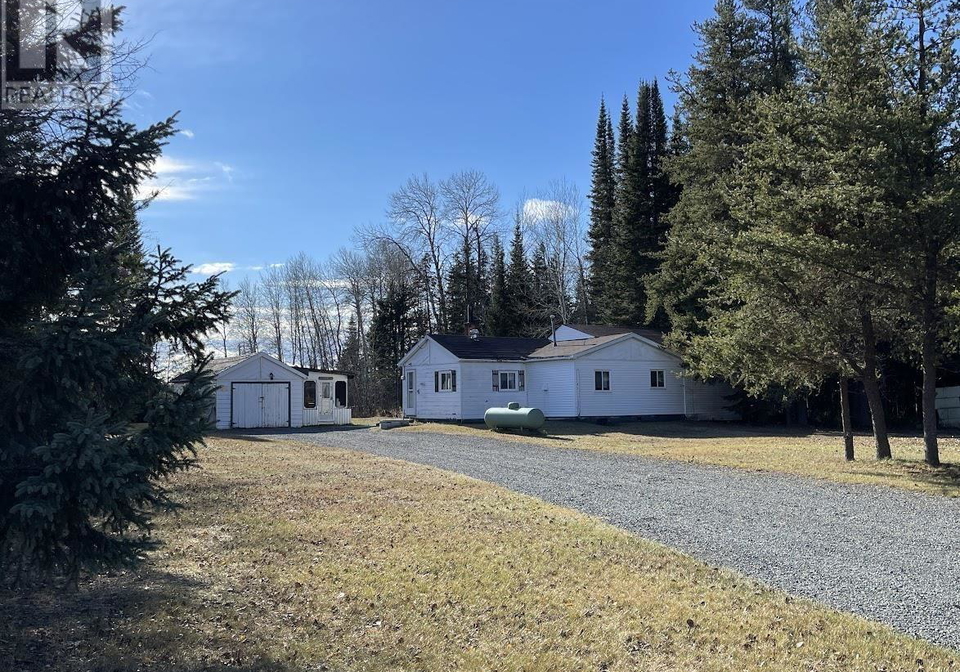 13-1st-st-hillsport-ontario-tb253659