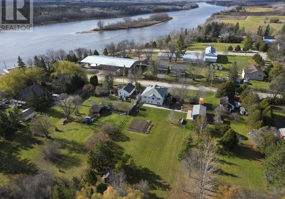 100-queen-st-barwick-ontario-tb2600085