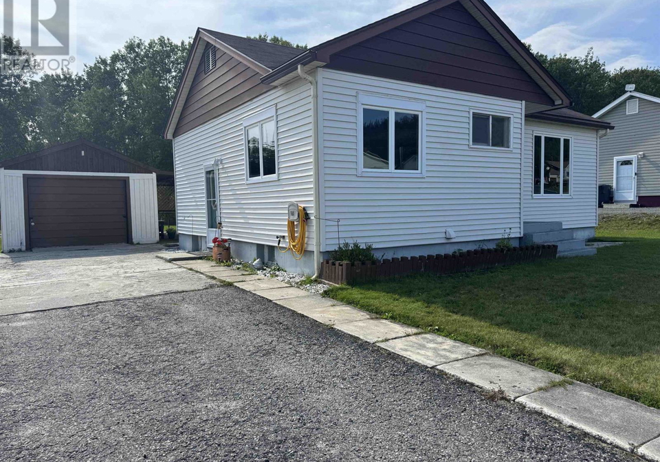 115-warbler-drive-manitouwadge-ontario-tb2600244