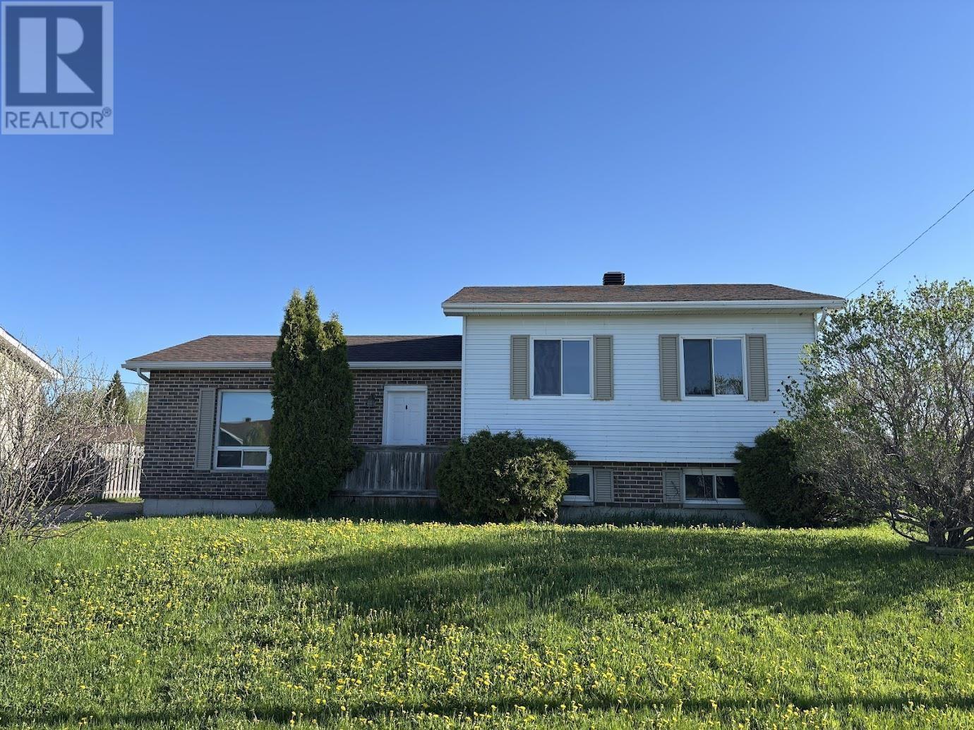 31-brooks-street-manitouwadge-ontario-tb2600370