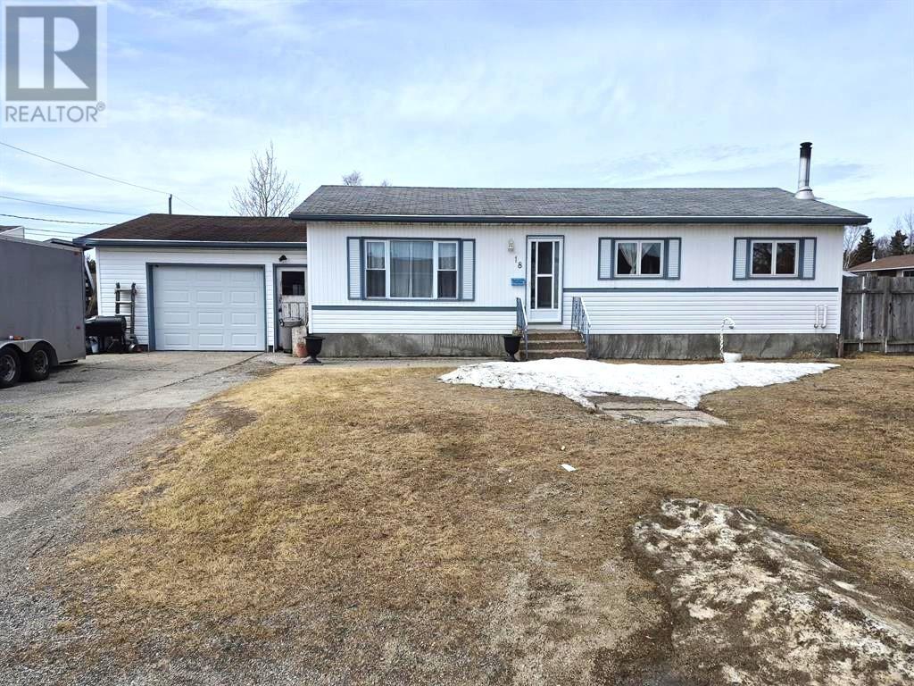 18-lloyd-irwin-street-marathon-ontario-tb2600423