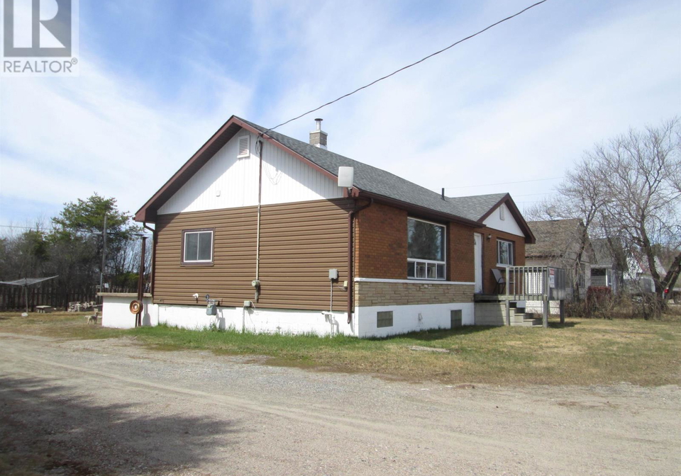 208-west-street-ignace-ontario-tb2600440
