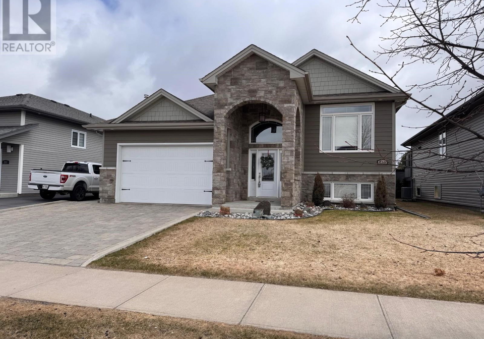 216-cougar-crescent-thunder-bay-ontario-tb2600549