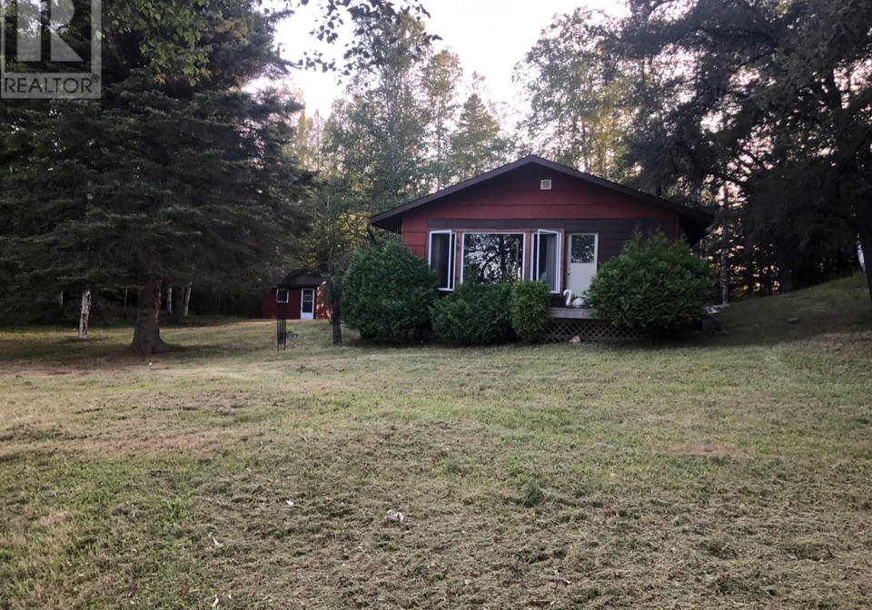 0-cranberry-is-shebandowan-ontario-tb2600646
