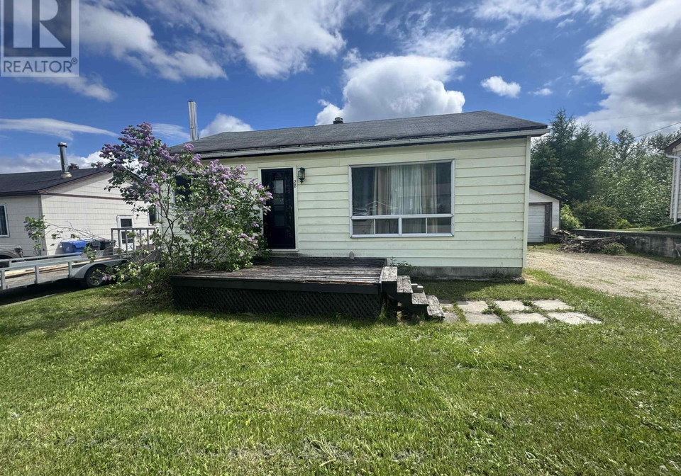 28-warbler-drive-manitouwadge-ontario-tb2600668