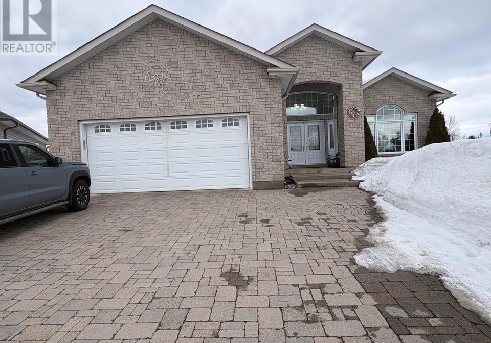 132-wolverine-crescent-thunder-bay-ontario-tb2600677