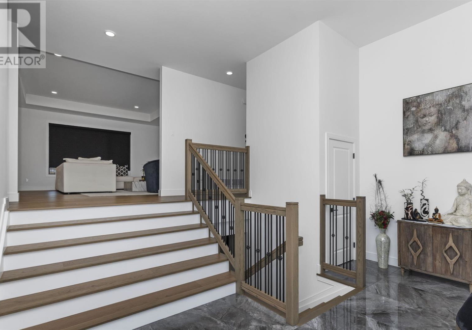 2111-magnolia-drive-thunder-bay-ontario-tb2600779