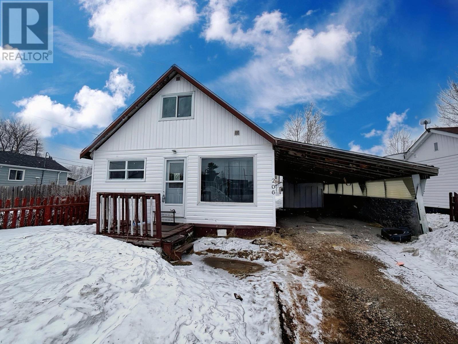206-third-avenue-sw-geraldton-ontario-tb2600798