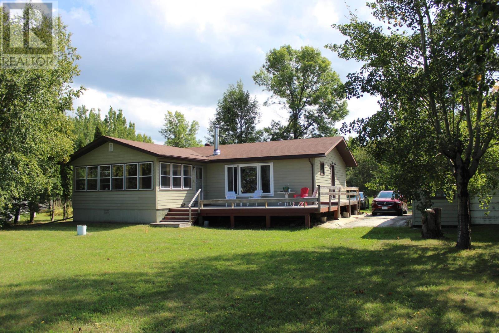 93-stintzi-drive-e-morson-ontario-tb2600877