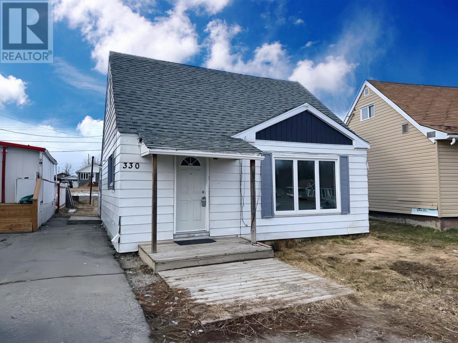 330-ball-park-crescent-geraldton-ontario-tb2600885