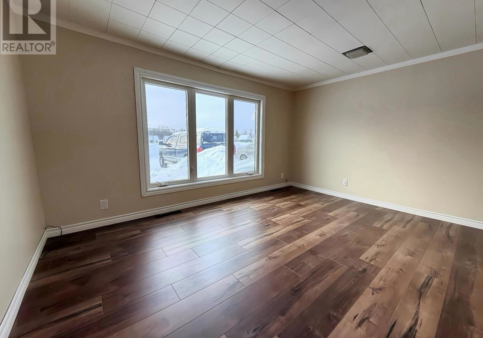 330-ball-park-crescent-geraldton-ontario-tb2600885