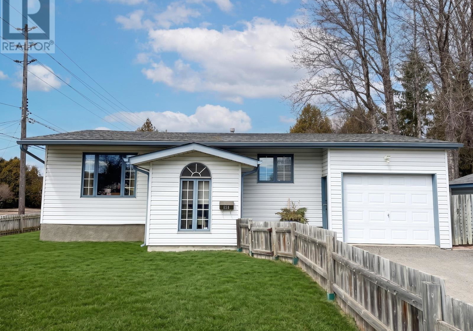 558-van-norman-thunder-bay-ontario-tb2600900