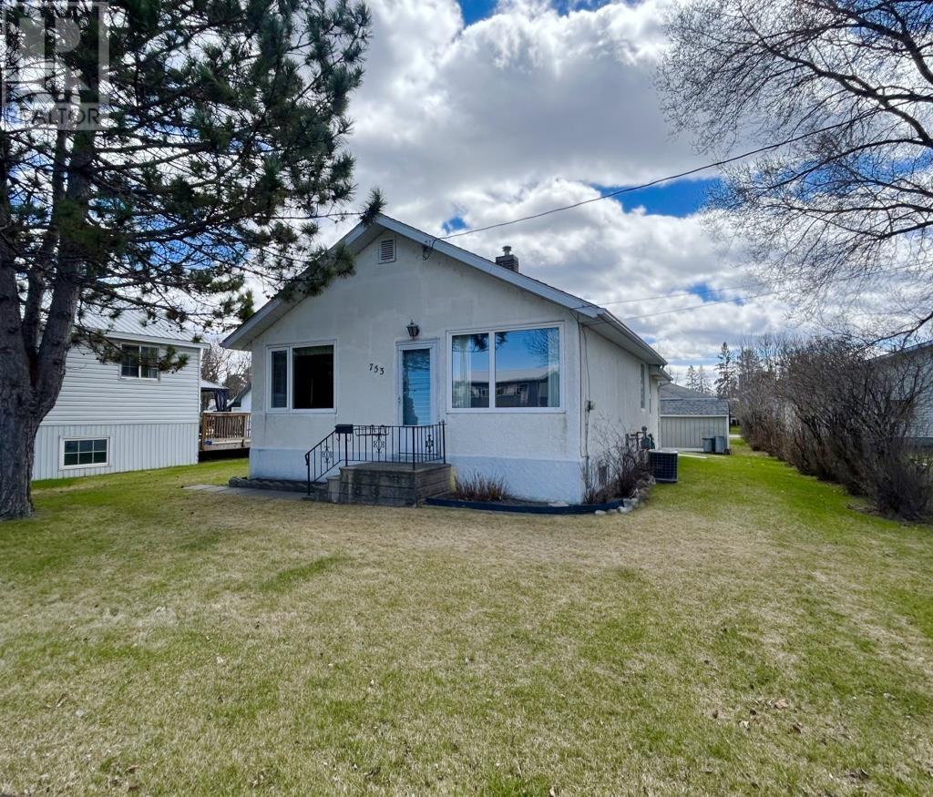 753-kings-hwy-fort-frances-ontario-tb2600951