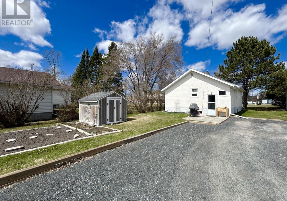 753-kings-hwy-fort-frances-ontario-tb2600951