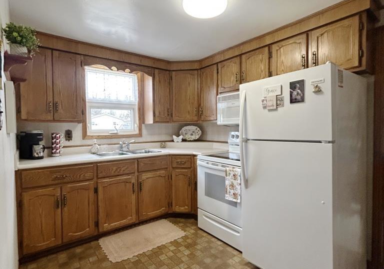 753-kings-hwy-fort-frances-ontario-tb2600951