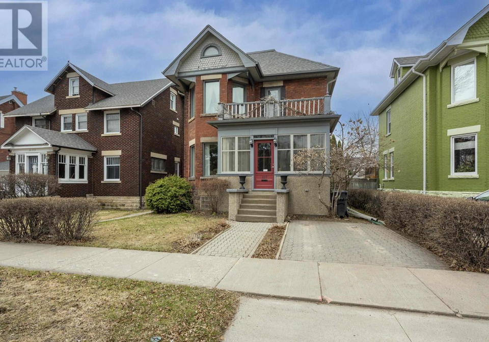 327-catherine-street-thunder-bay-ontario-tb2600961