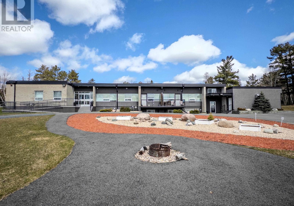 201-100-first-avenue-west-kenora-ontario-tb2601001
