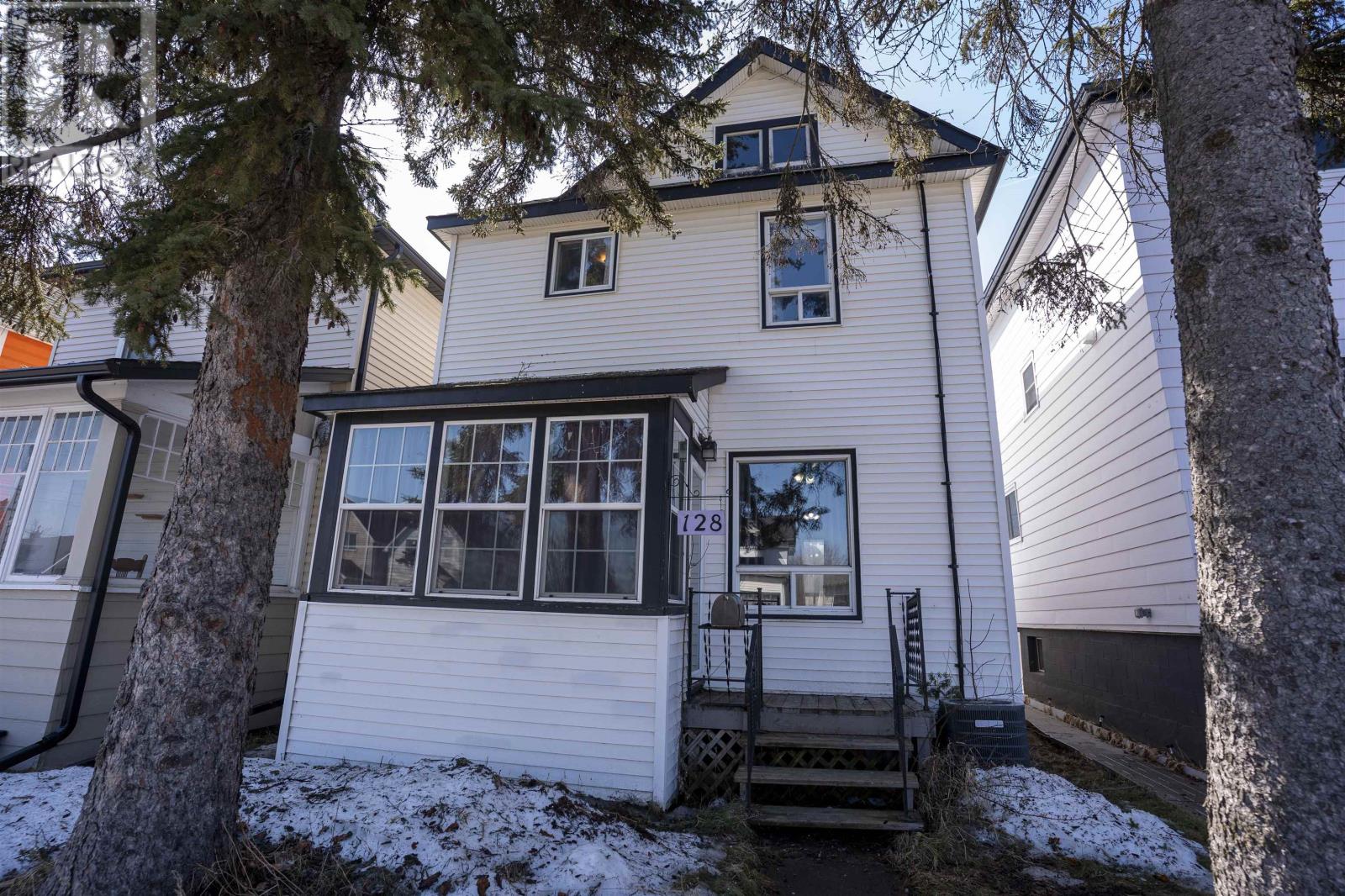 128-amelia-street-w-thunder-bay-ontario-tb2601025
