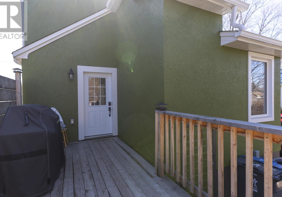 76-algonquin-avenue-s-thunder-bay-ontario-tb2601045