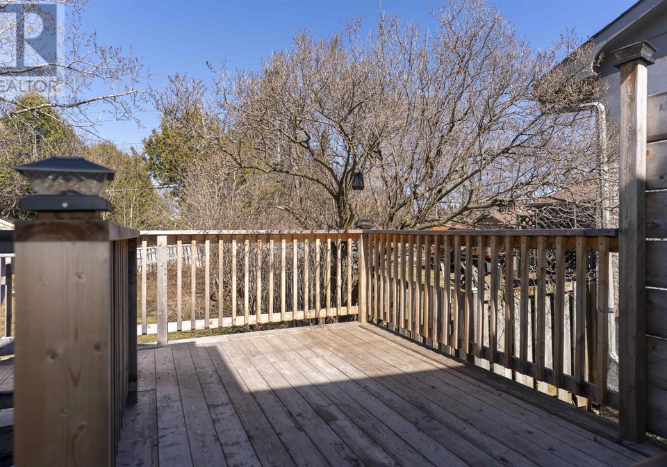 76-algonquin-avenue-s-thunder-bay-ontario-tb2601045